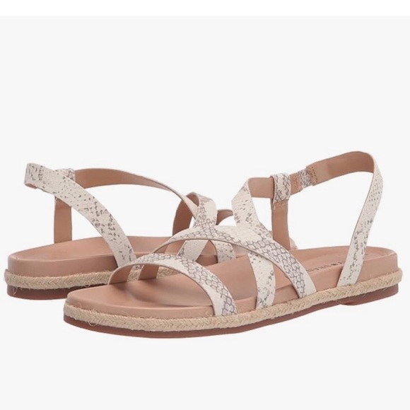 Shoes - Lucky Brand Darli strappy Sandals